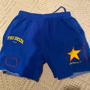 TRI DELTA Villanova Sorority Merch SIZE MEDIUM